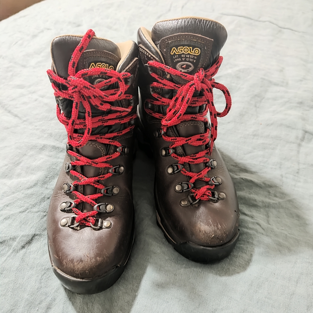 Asolo Brown Hiking Boots with Red Laces